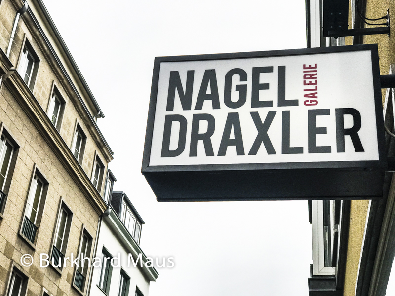 Galerie Nagel Draxler, (Galerie-Schild)