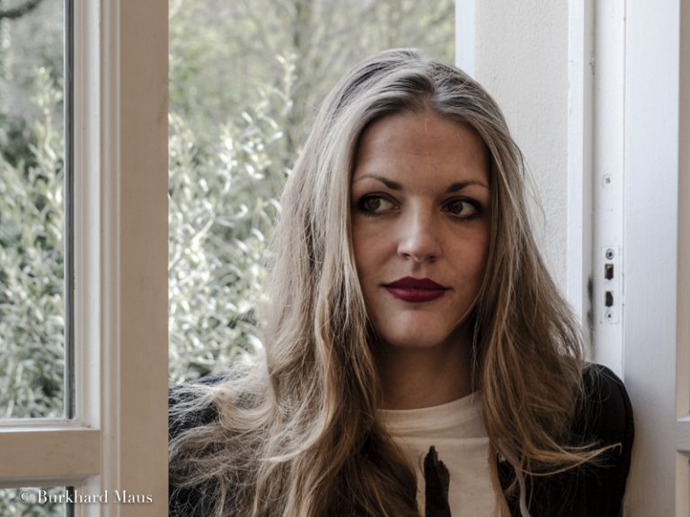 Louisa Clement art das Kunstmagazin, jetzt Mensch Maus...