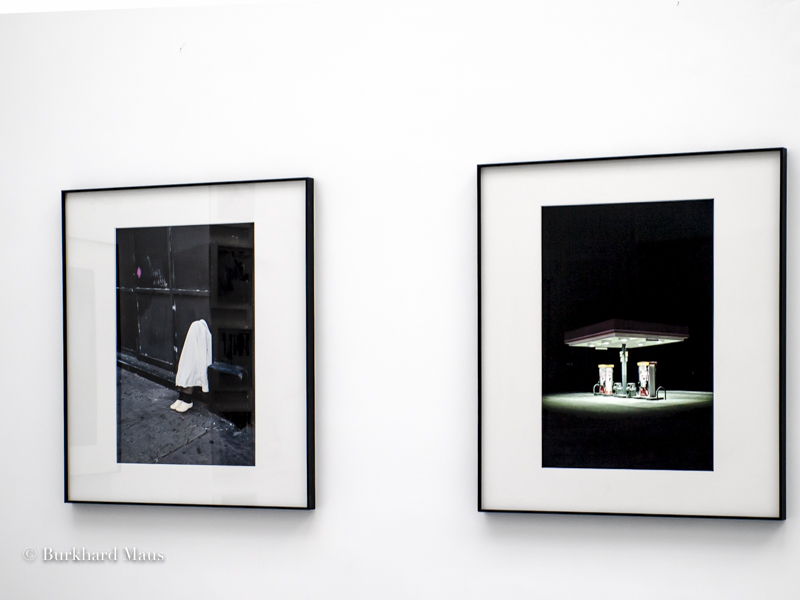 Carlos Leal, "Ghost in the city" (g), "Oil Temple" (d), "Fearless", Galerie Esther Woerdehoff, Paris