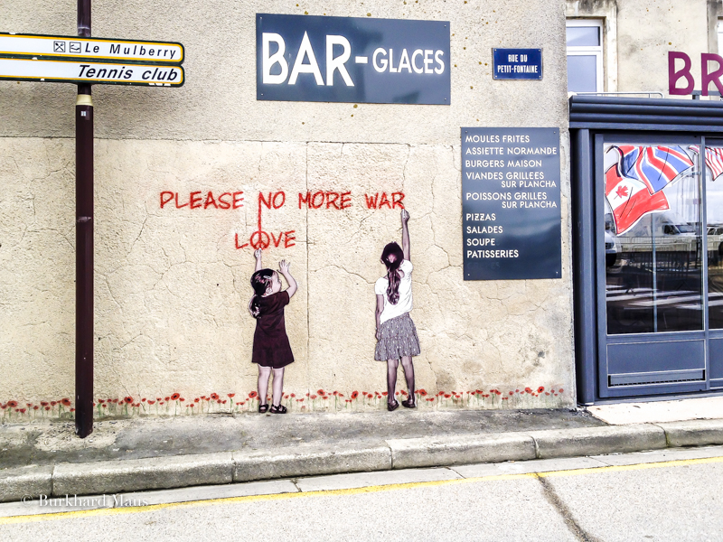 "Please No More War Love", Arromanches-les-bains